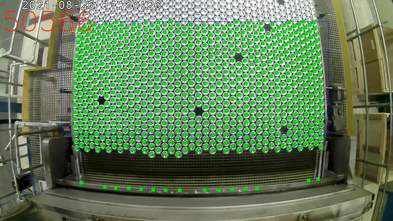 CamContador counting aluminum cans, 50,566 counted